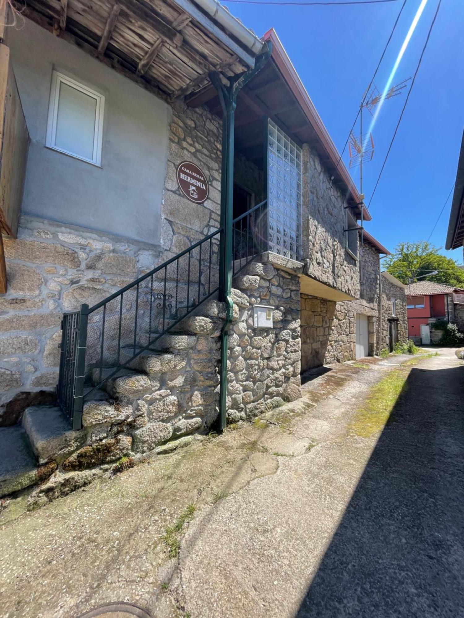 Herminia Holiday home Ourense